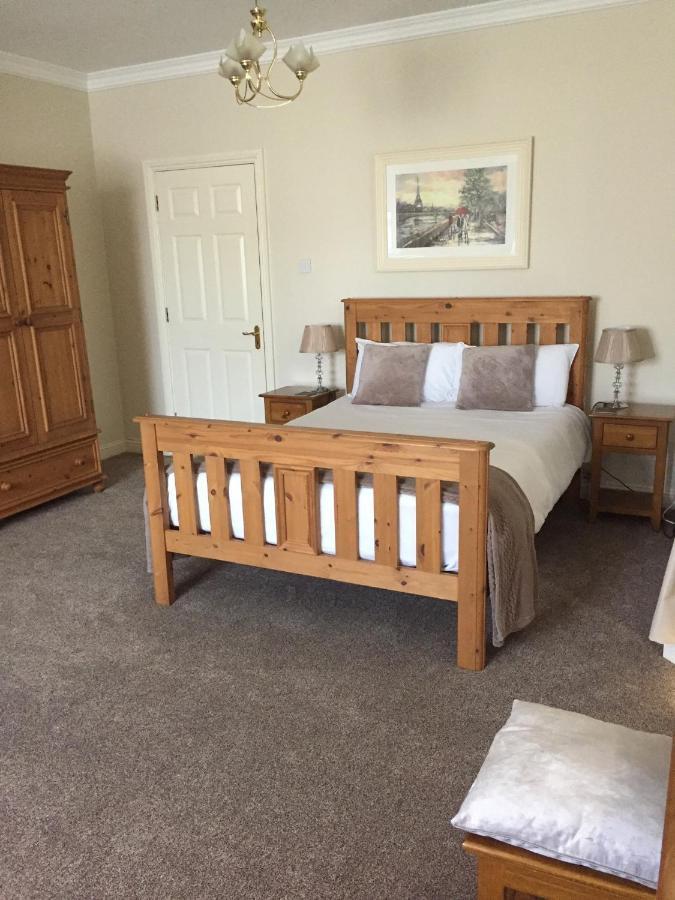 Mulberry Lodge Guest House Балихонъс Екстериор снимка
