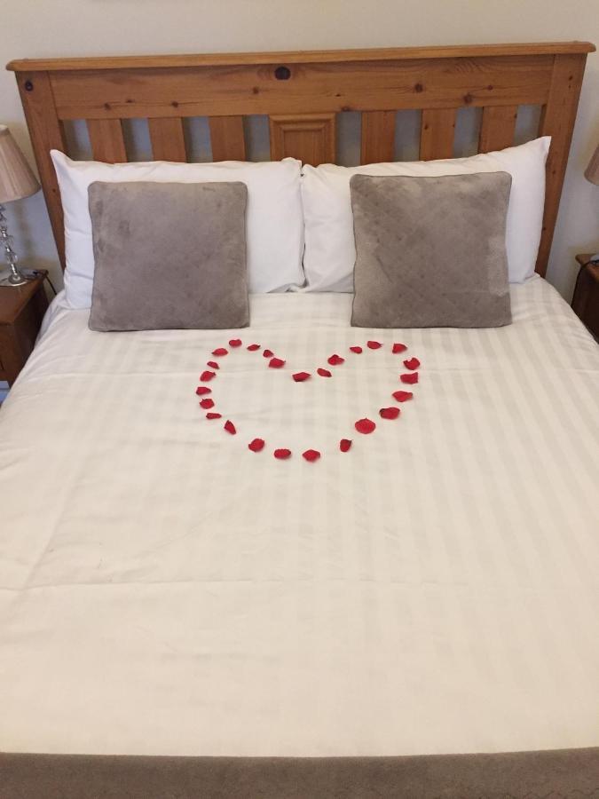 Mulberry Lodge Guest House Балихонъс Екстериор снимка