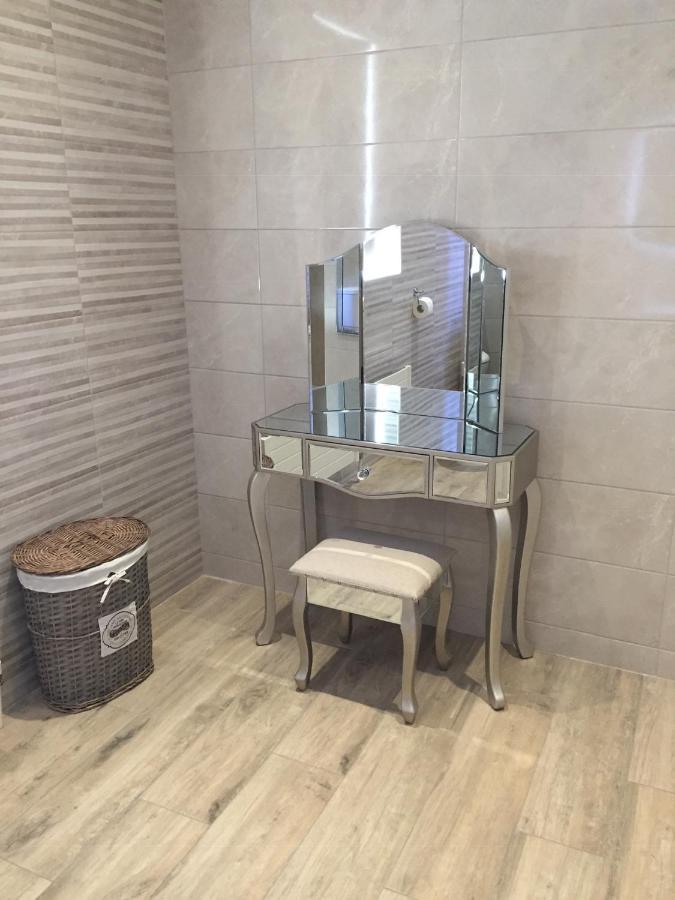 Mulberry Lodge Guest House Балихонъс Екстериор снимка