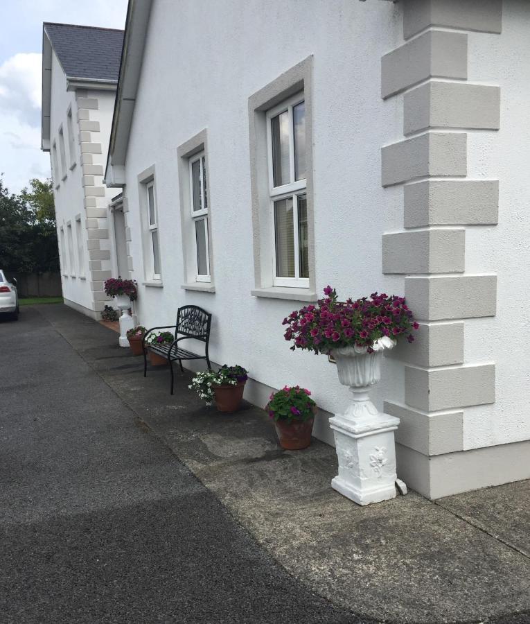 Mulberry Lodge Guest House Балихонъс Екстериор снимка