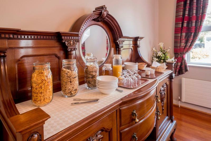 Mulberry Lodge Guest House Балихонъс Екстериор снимка