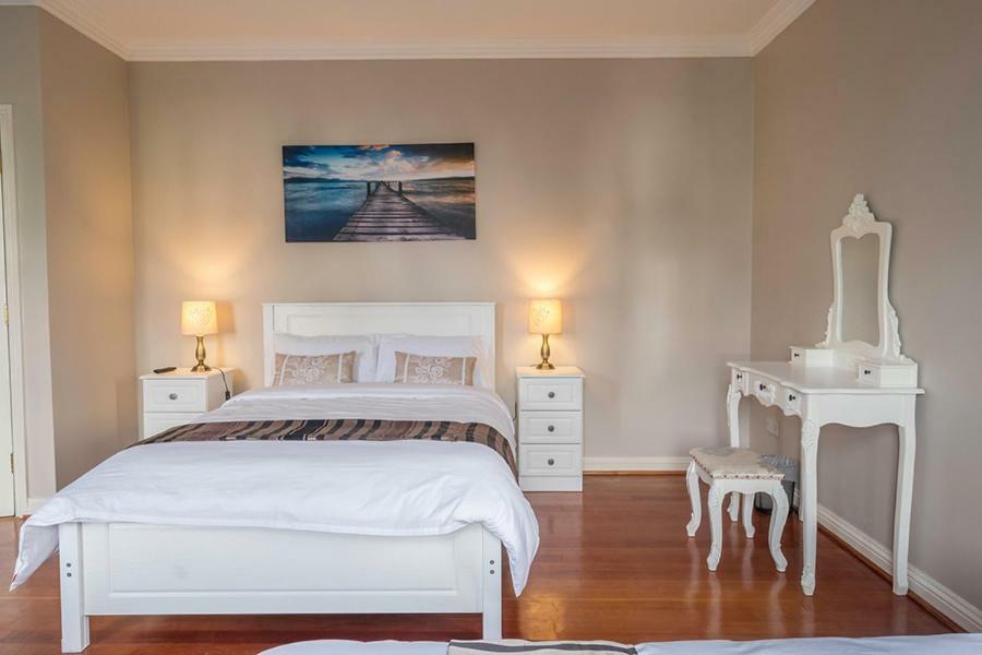 Mulberry Lodge Guest House Балихонъс Екстериор снимка